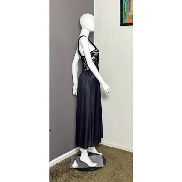 1970's Black Lacy Nightgown Keyhole Neck Full Sweep size L-XL - Picture 5 of 10